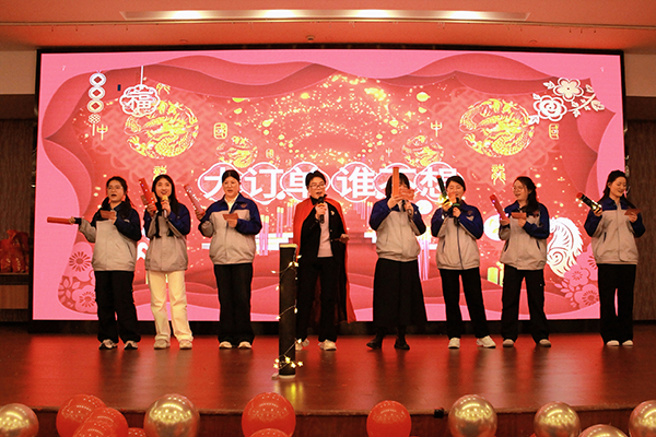向下扎根·向上生长——豪门国际2026年终盛典圆满举行！