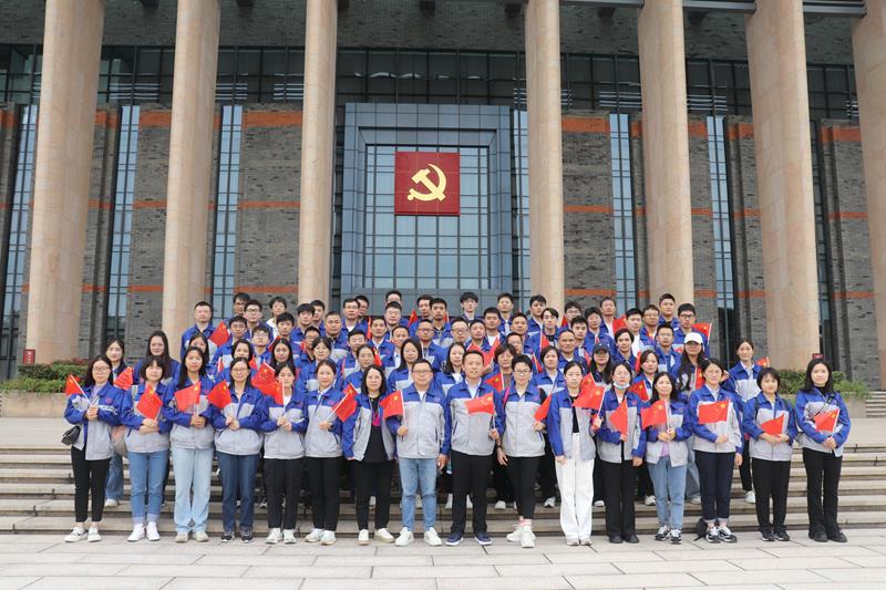 豪门国际17周年司庆暨红色之旅活动